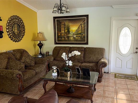 3rd image of 1542 SW 138th Ct