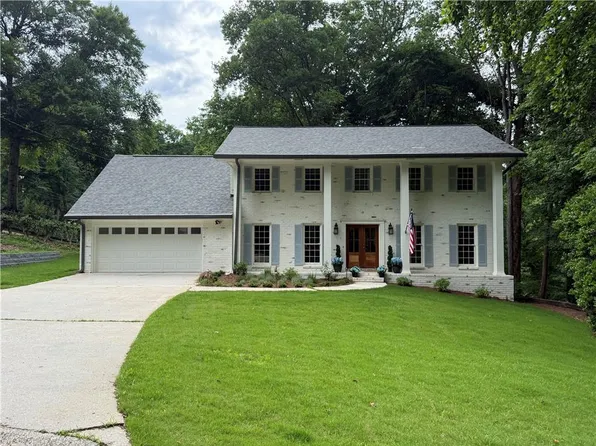 2034 Starfire Dr NE, Atlanta, GA 30345