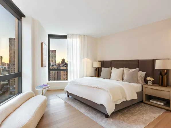 212 West 72nd Street image 7 of 17