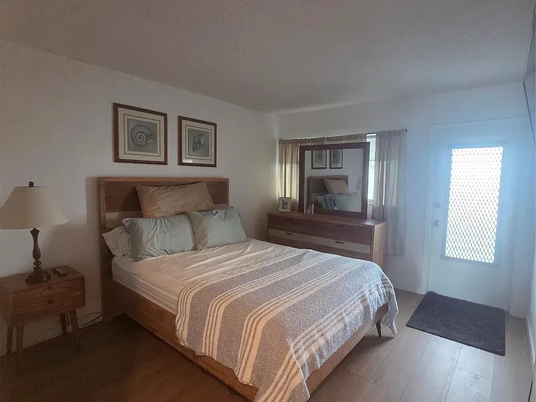 1920 NE 51st Ct #201 — Photo 3