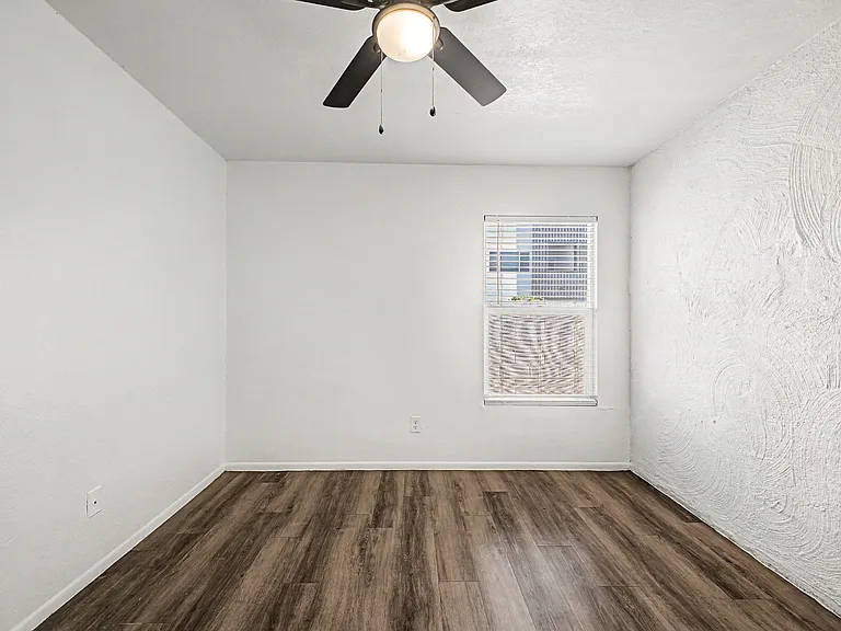 3311 N 18th St #16 — Photo 23