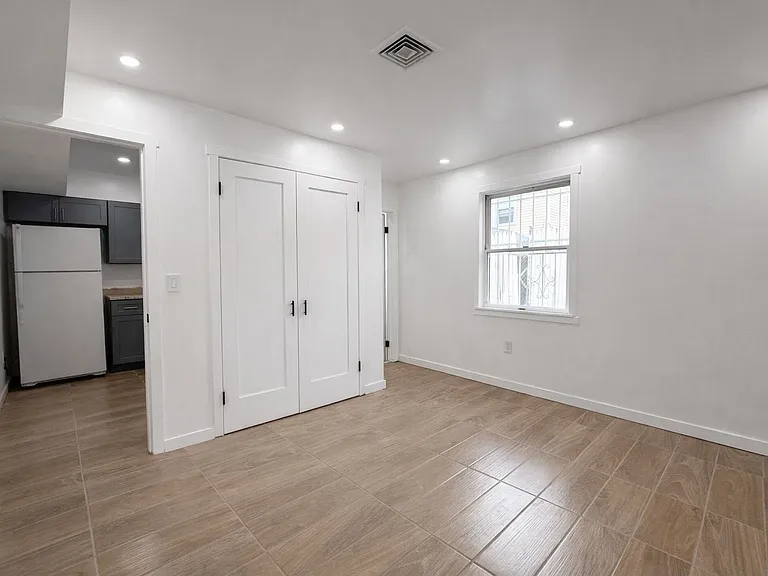 87 Merseles St #1 — Photo 5