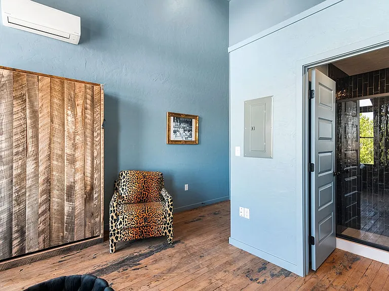 Brand new apartments in downtown Springfield! — Photo 33