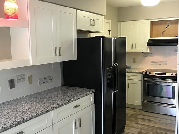 New cabinets/backsplash/granite/applances