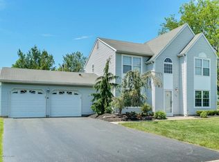 50 Sherrybrooke Dr, Howell, NJ 07731