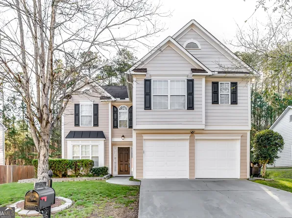 8260 Eastshore Dr, Union City, GA 30291