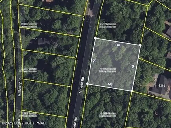 138 N Gate Rd, Lake Ariel, PA 18436