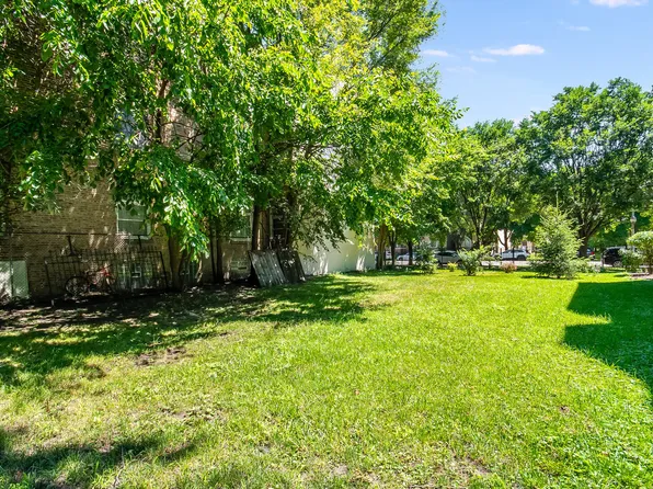 4536 S Prairie Ave, Chicago, IL 60653