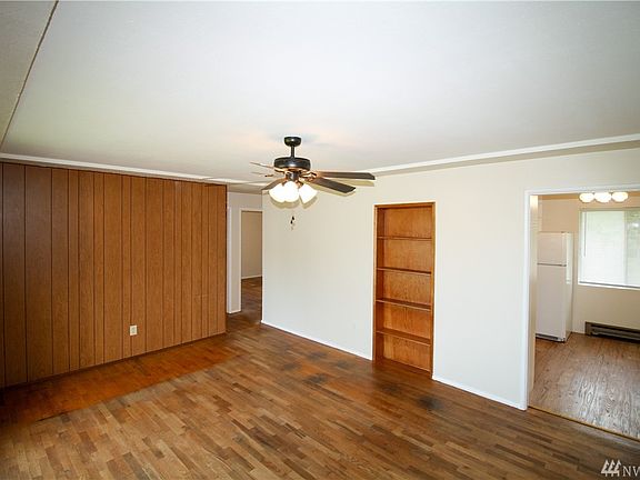 2nd image of 1444 E Fairbanks St