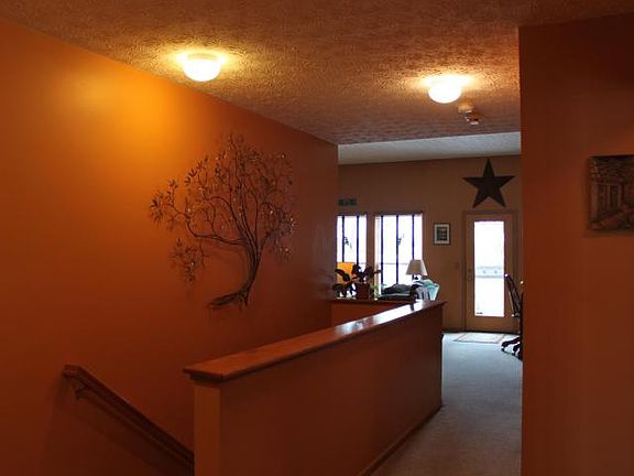 4th image of 8125 Reynoldswood Dr