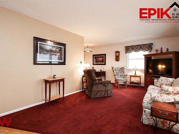 Large bright living room