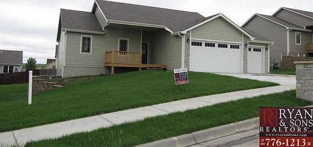 1st image of 312 Highland Pointe Dr