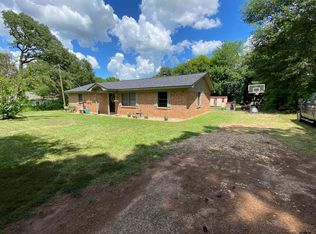 1570 Millville Dr, Henderson, TX 75652