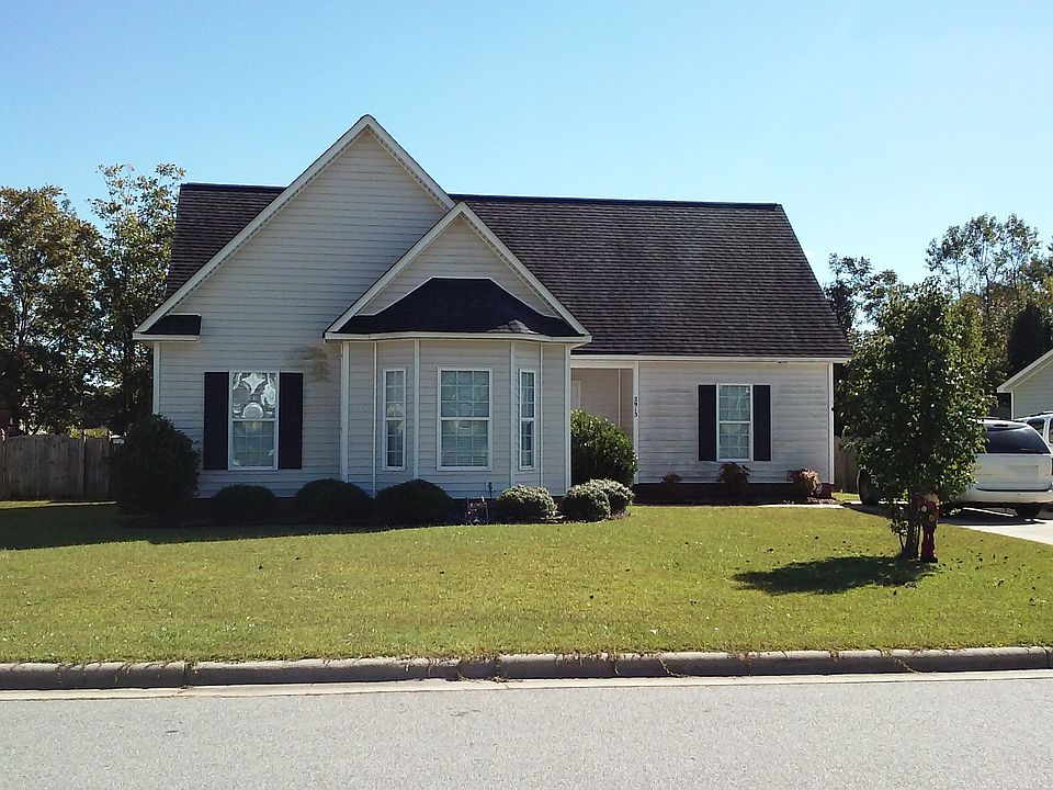 1st image of 2913 Laylah Dr