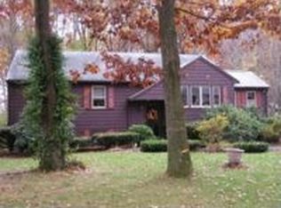 8 Little Tree Ln, Bellingham, MA 02019