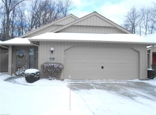 33058 Cedar Branch Cir, North Ridgeville, OH 44039