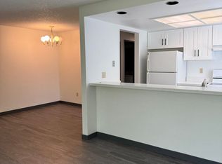 Davis Apartments, Seattle, WA 98119