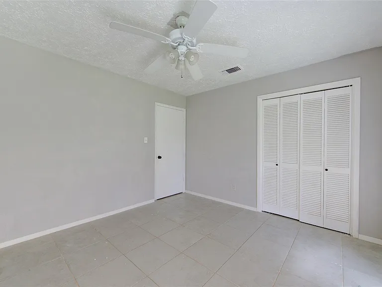 10514 Rancho Bernardo Ln — Photo 20