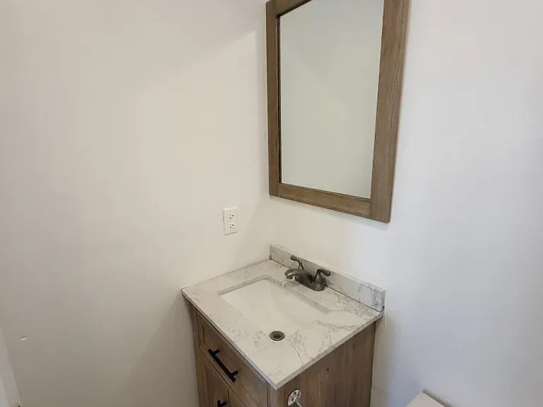 111 Pine St — Photo 7