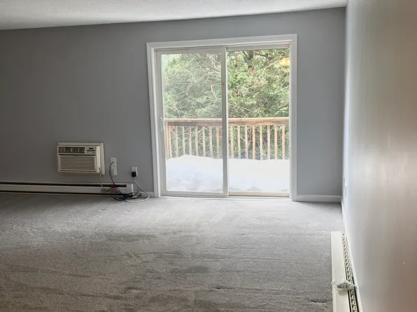 1560 Douglas Ave, North Providence, RI