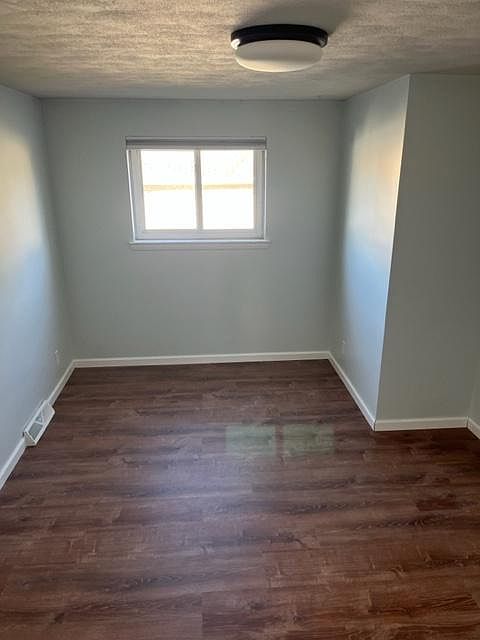Bedroom #1