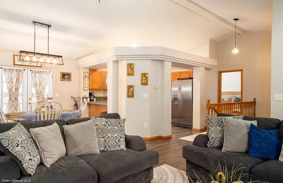 5 bed, 2616 sqft, $3,000 — Photo 3