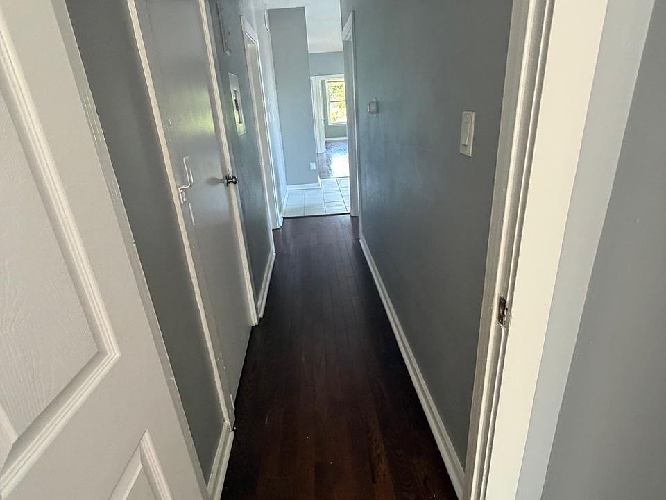 1st image of 593-595 Winchester Ave #3L