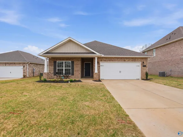 29540 Canoe Cir NW, Harvest, AL 35749