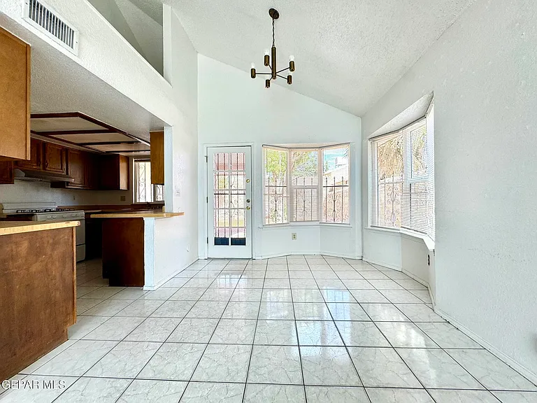2218 Sea Gull Dr — Photo 9