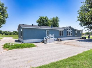 24195 E 1130th Rd, Colony, OK 73021