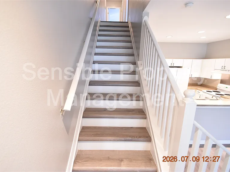 13121 Kings Crossing Dr — Photo 16