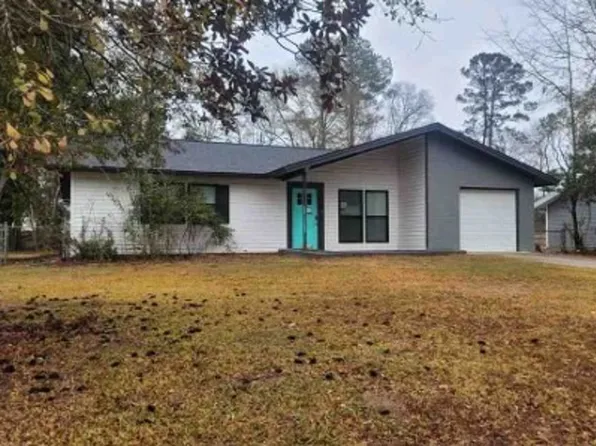 116 Tall Spruce Dr, Moncks Corner, SC 29461