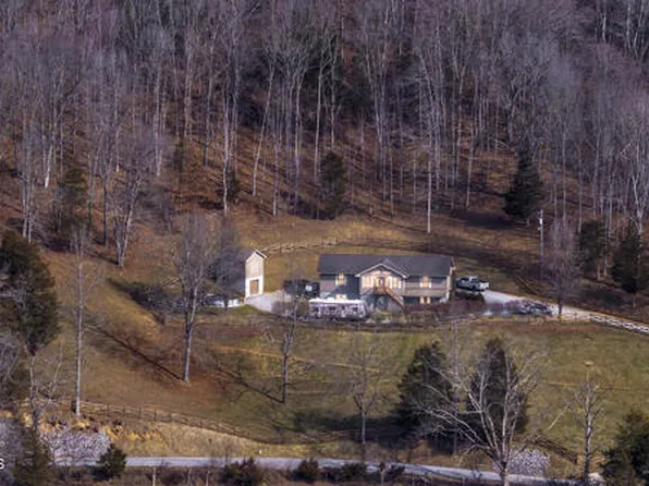 453 Lick Branch Rd, Ewing, VA 24248