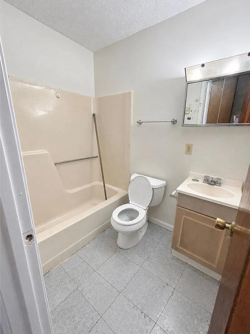 303 Snidow Street — Photo 4