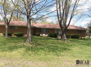 1900 W Temperance Rd, Temperance, MI 48182