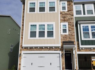 1012 Freeport Dr, Durham, NC 27703