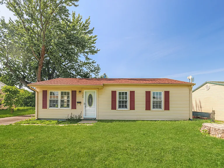 1240 Berwald Dr — Photo 1