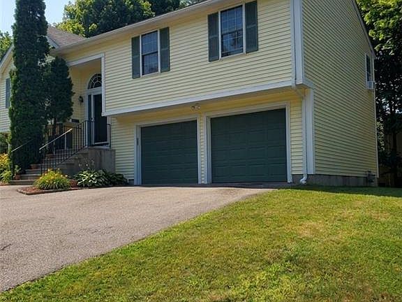 2nd image of 91 Oregon Ave