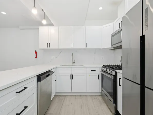 1012 Palisade Avenue image 1 of 24