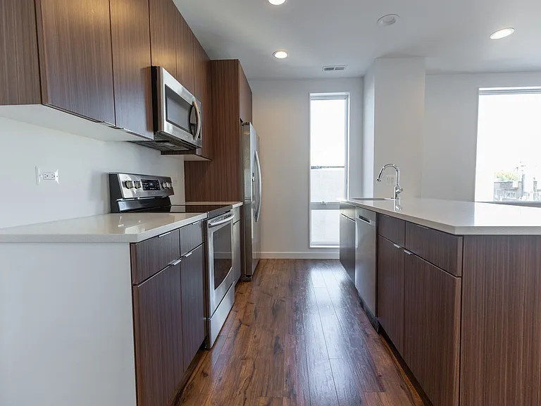 Armory Lofts — Photo 8