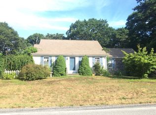 12 Plymouth Rd, Yarmouth Port, MA 02675