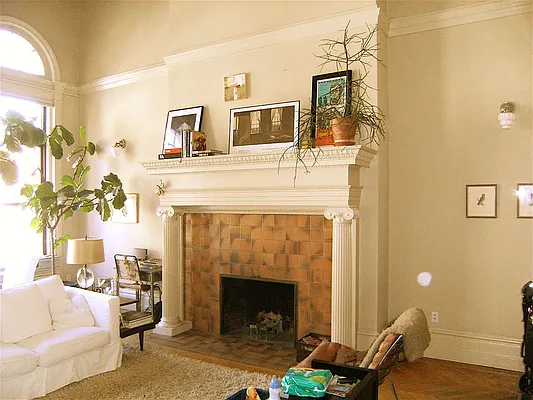 Rented by City Connections Realty | media 18