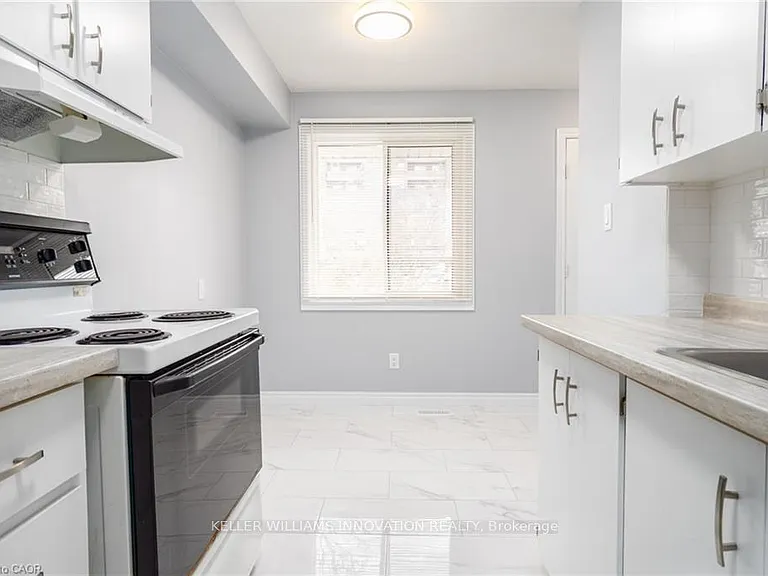 42 Wilsonview Ave — Photo 8