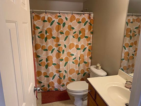 4th image of 160 N Mill St #8