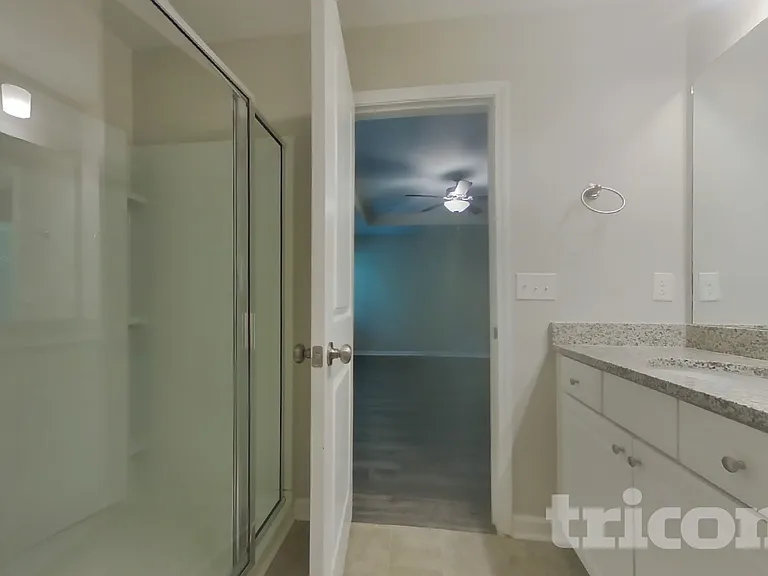 305 Knowles Pl — Photo 9