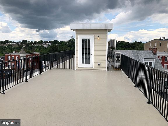 3rd image of 256 Bridge St #301