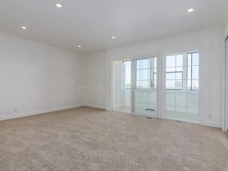 53 Janin Pl — Photo 31