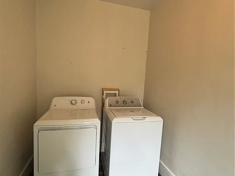 301 N Clinton St — Photo 8