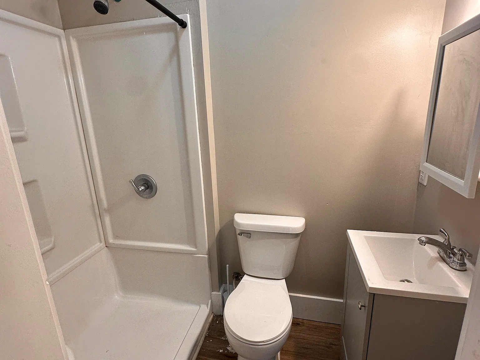 4 bed, 1451 sqft, $1,500 — Photo 2