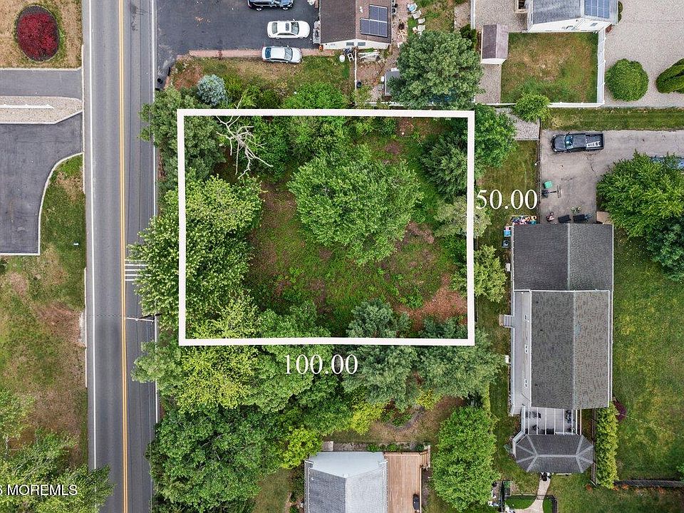 1st image of 716 Commonwealth Boulevard